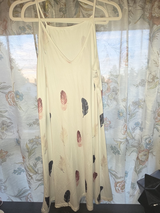 SHEIN Dresses & Skirts - SHEIN Cream Slip Dress with Feather Print